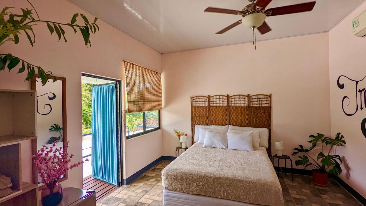 Kikazaru Beautiful Boutique Hotel With Pool (Adults Only) マヌエル・アントニオ エクステリア 写真